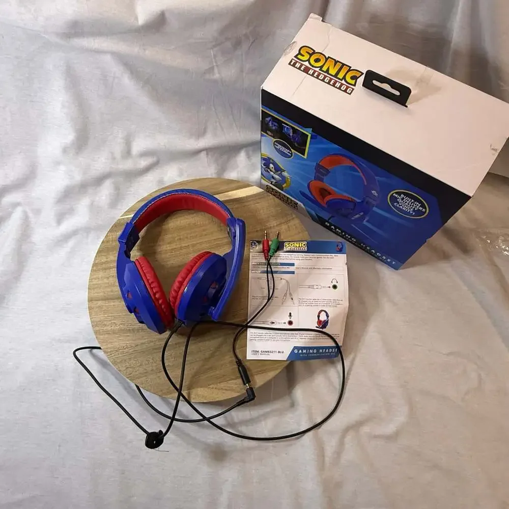 Sakar International Sonic The Hedgehog Gaming Headset with Communication Mic